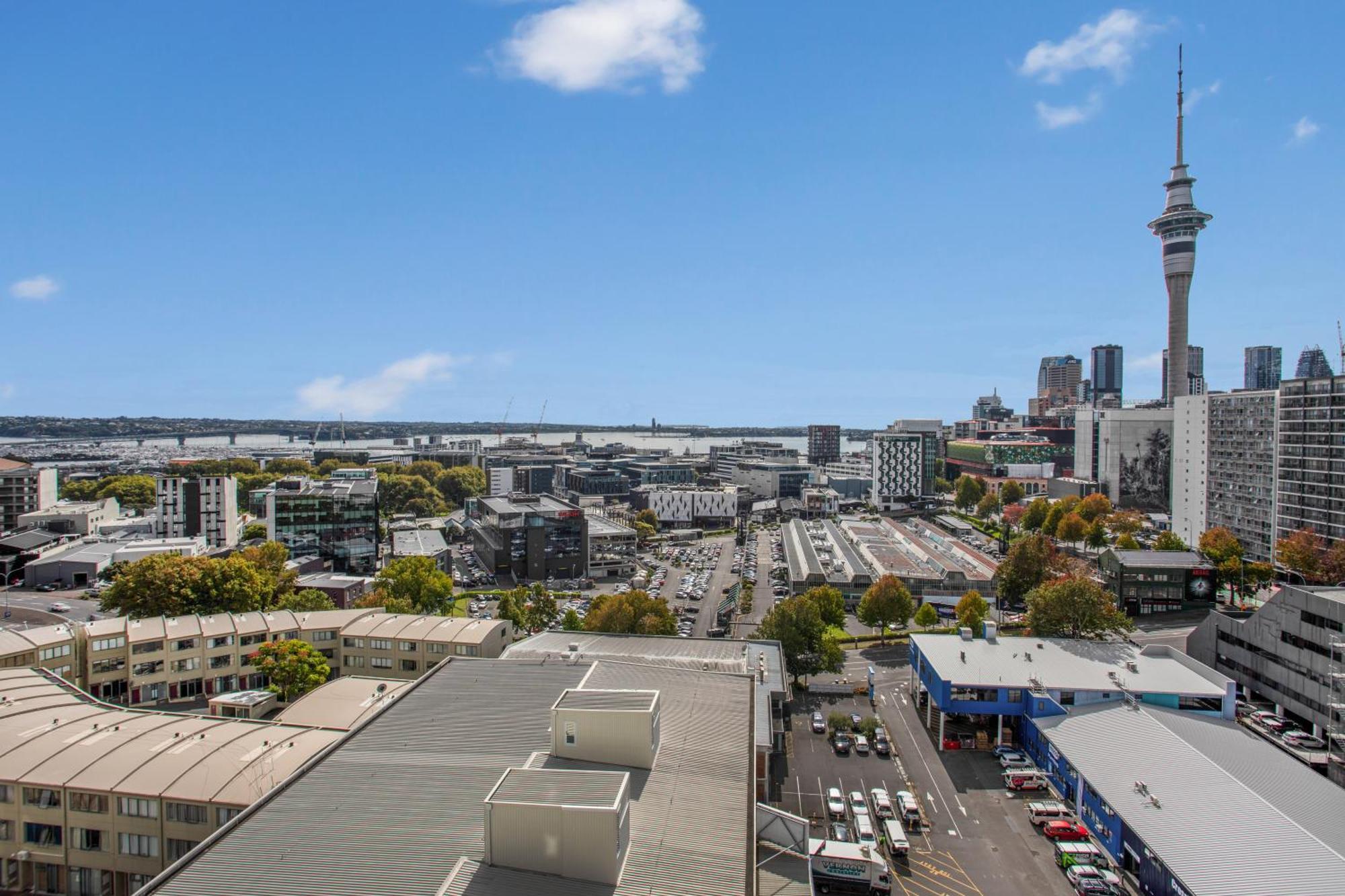 Skyline Serenade Apt With Skycity View And Parking Auckland Dış mekan fotoğraf