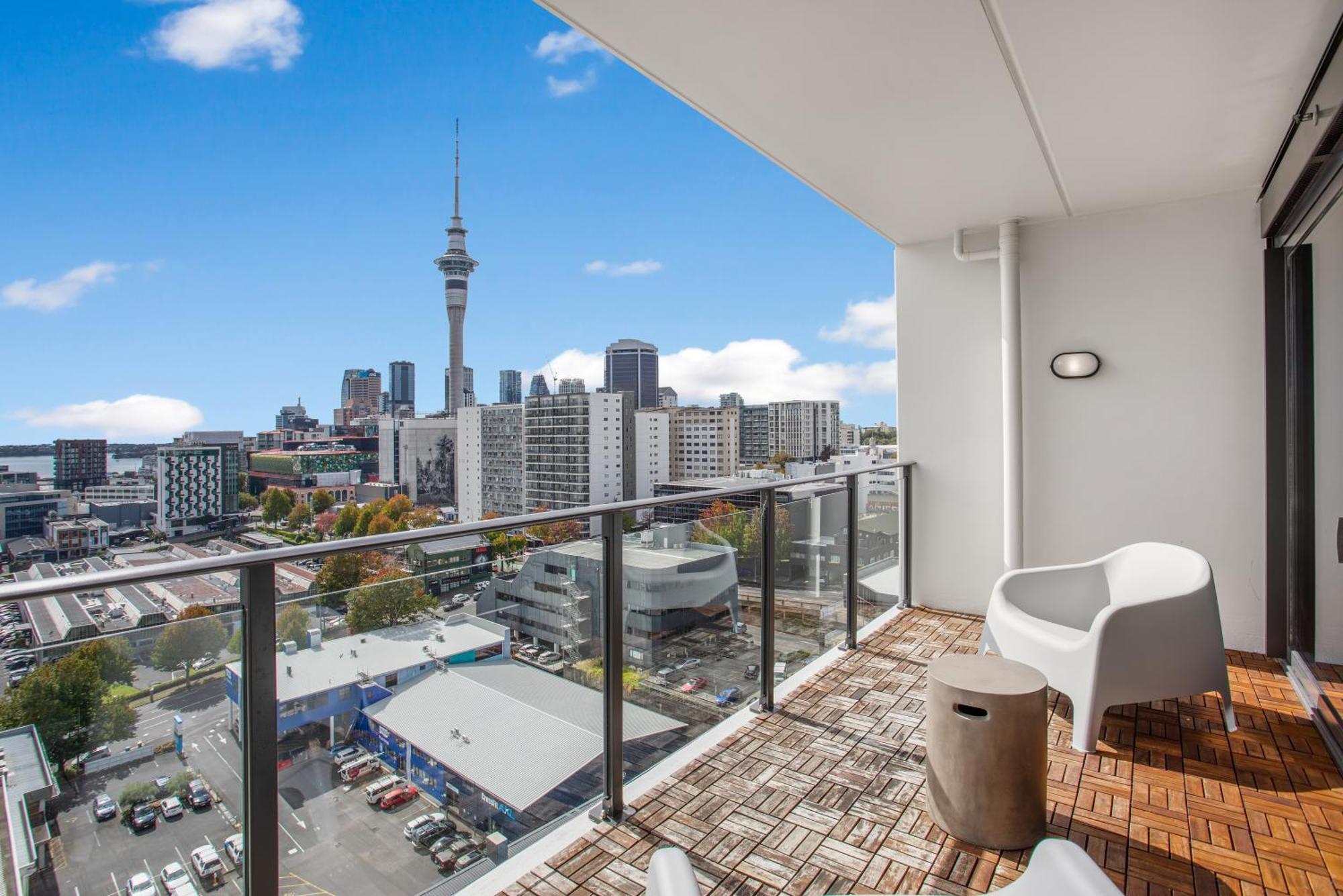 Skyline Serenade Apt With Skycity View And Parking Auckland Dış mekan fotoğraf