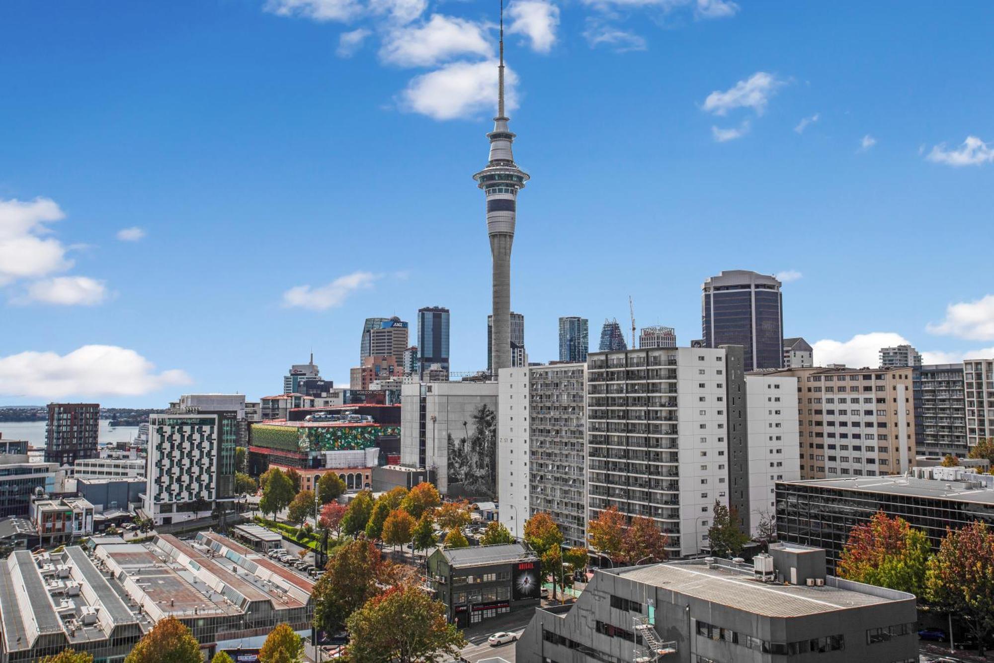 Skyline Serenade Apt With Skycity View And Parking Auckland Dış mekan fotoğraf
